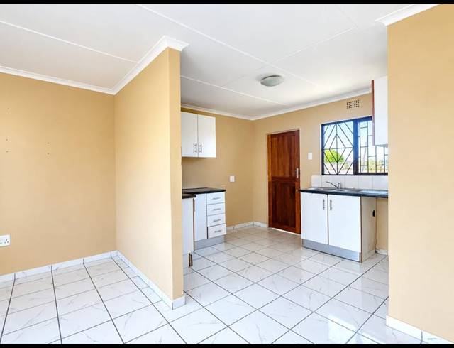 2 BEDROOM PROPERTY TO RENT IN NCAMBEDLANA
